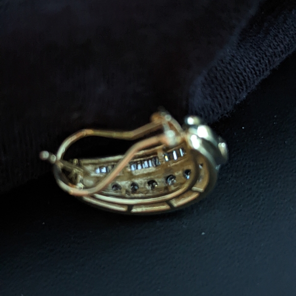 Diamond earrings - Picture 3 of 7